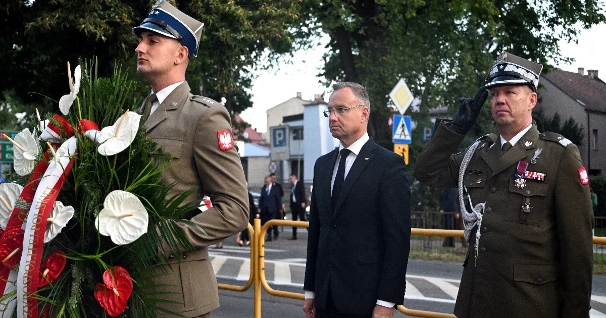 Lengyel államfő: Még elvárjuk, hogy Németország jóvátételt fizessen a világháborús károkért