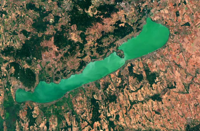 A Copernicus Sentinel–2 műhold felvétele a Balatonról 2024. augusztus 24-én – Forrás: ESA