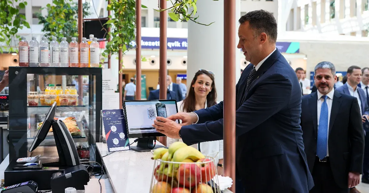 Elindult a QR-kódos fizetés, amivel jobban járnak a magyar kereskedők