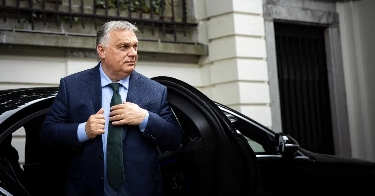 A papírformának megfelelően a kormány újra meghosszabbította a bevándorlás okozta válsághelyzetet