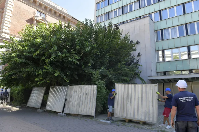 Hajdú-Bihar vármegye kormányhivatala dönthet a közútkezelői engedélyekről Józsefvárosban