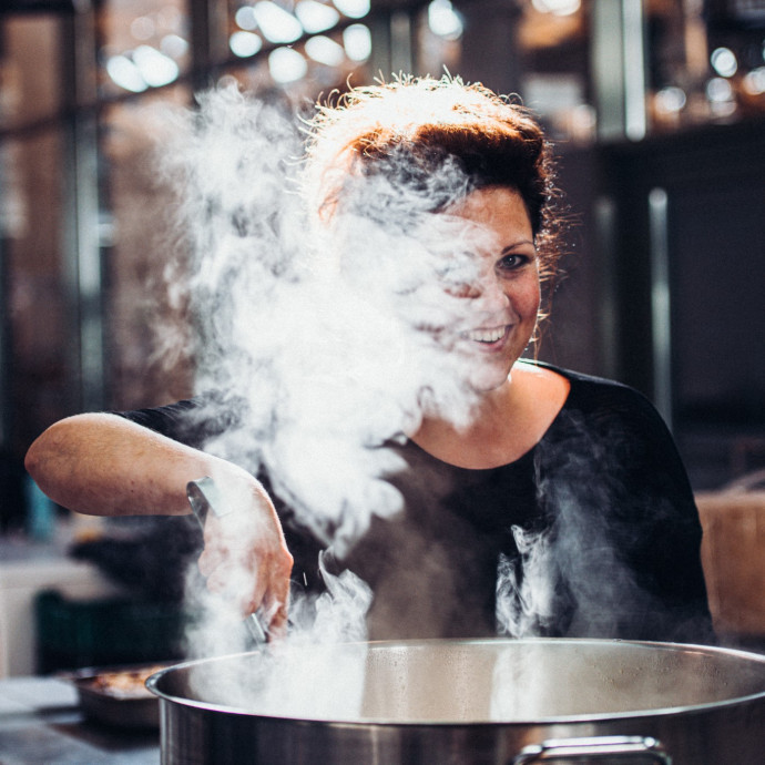 Mit keresnek privát séfek a magyarok konyhájában?