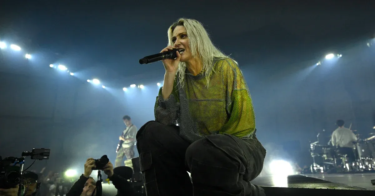 Visszatér a Linkin Park, Emily Armstrong a zenekar új énekese