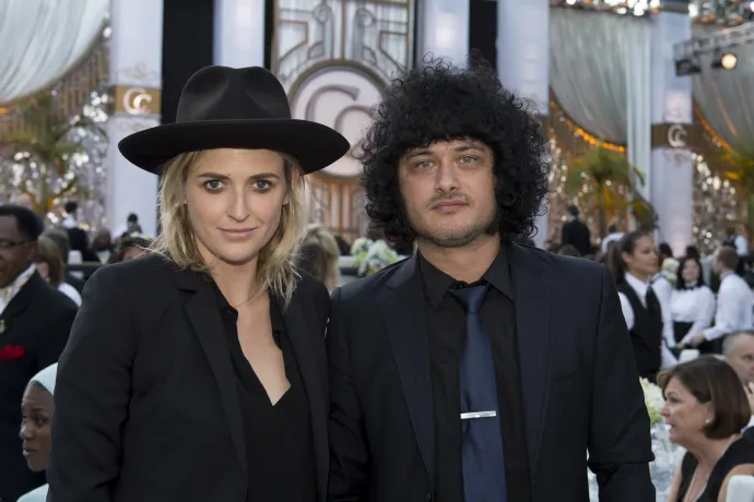 Emily Armstrong (b) és Cedric Bixler-Zavala (j) a szcientológia egyház 44. gáláján Los Angelesben 2013. augusztus 24-én – Fotó: Ava Clithero / CoS / Getty Images