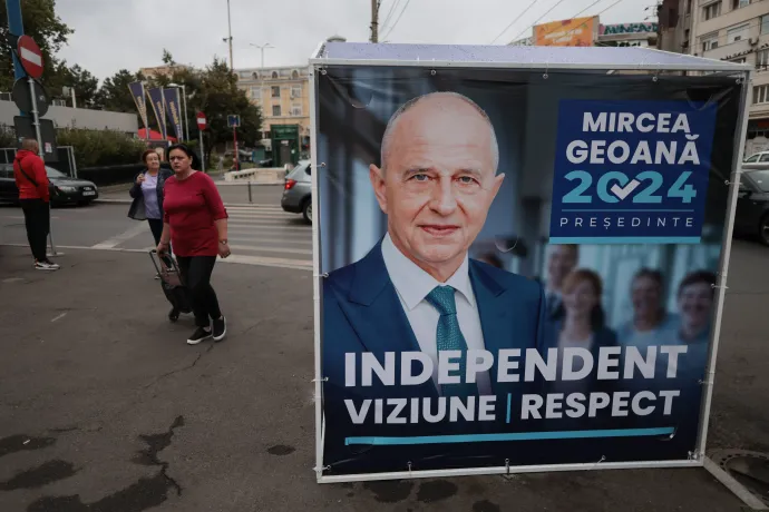 Bukarestben már meg is jelentek a független jelöltet népszerűsítő bannerek Geoana jelszavával: Független. Vízió. Tisztelet. – Fotó: George Calin / Inquam Photos