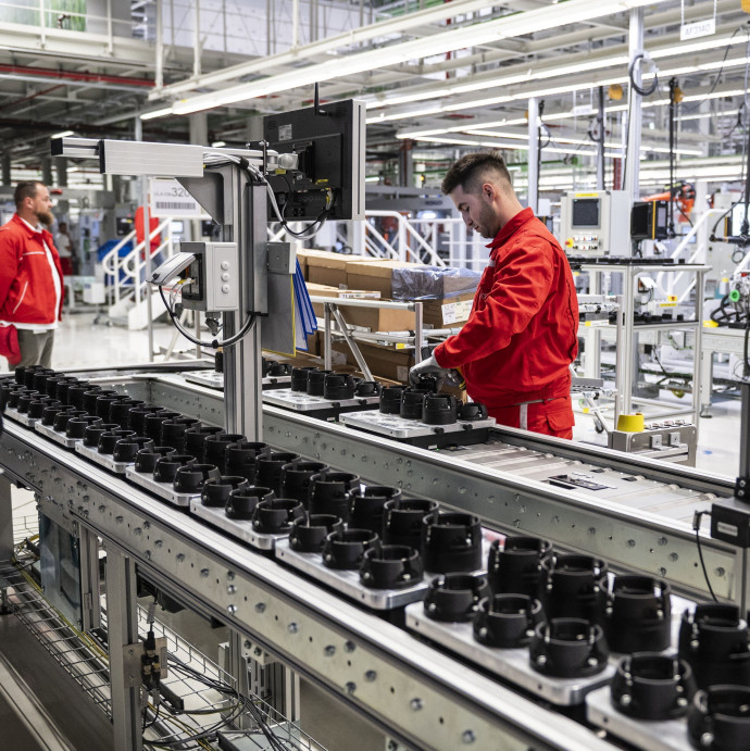 Felébredt szendergéséből a Volkswagen, és ezt a győri Audi is megérzi