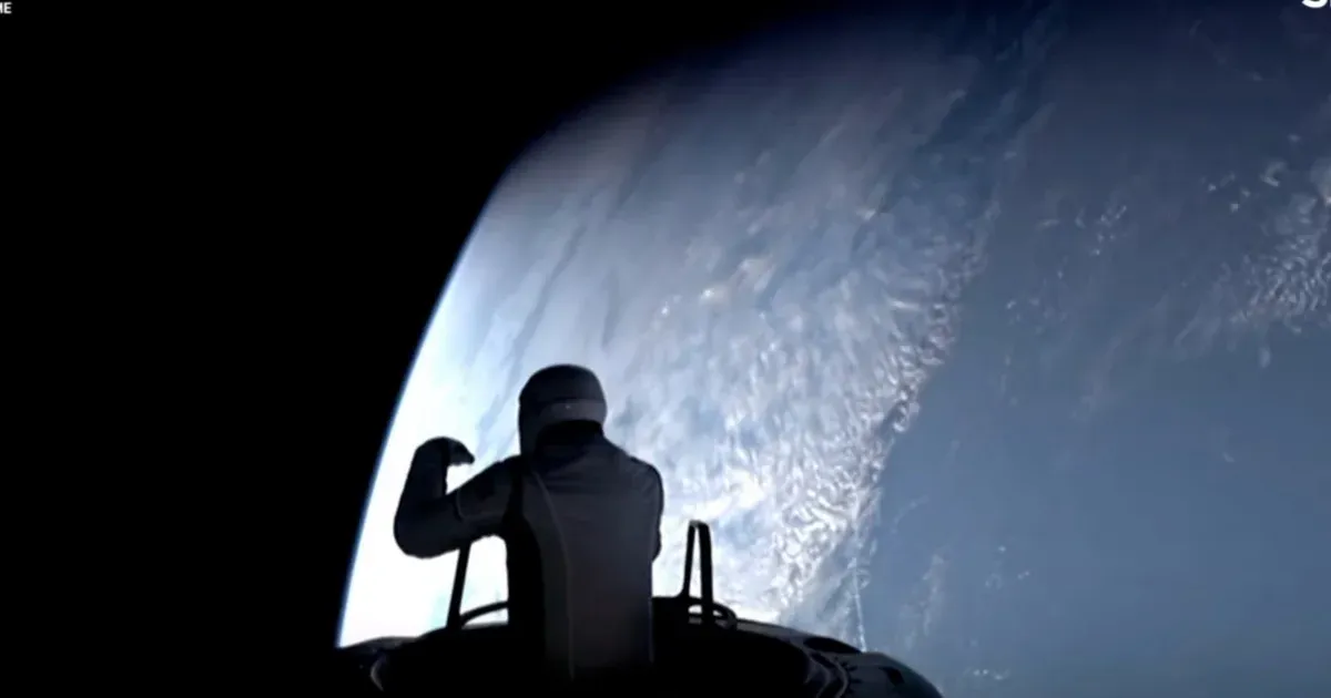 Sikeres volt a Polaris Dawn történelmi űrsétája