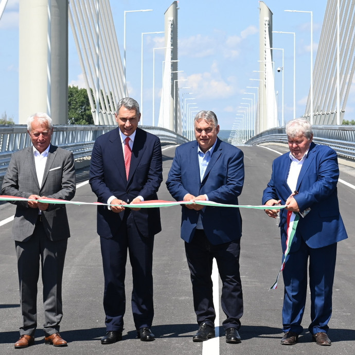 Bármeddig nőhet a NER-es kis gömböc, jöhetnek a még nagyobb jachtok