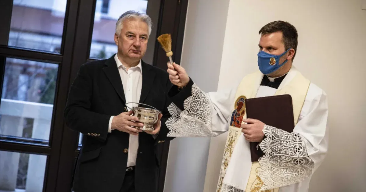 Semjén a papi botrányokról: Menthetetlenek, visszataszítóak, az egyházat és a közéletet is megrázták