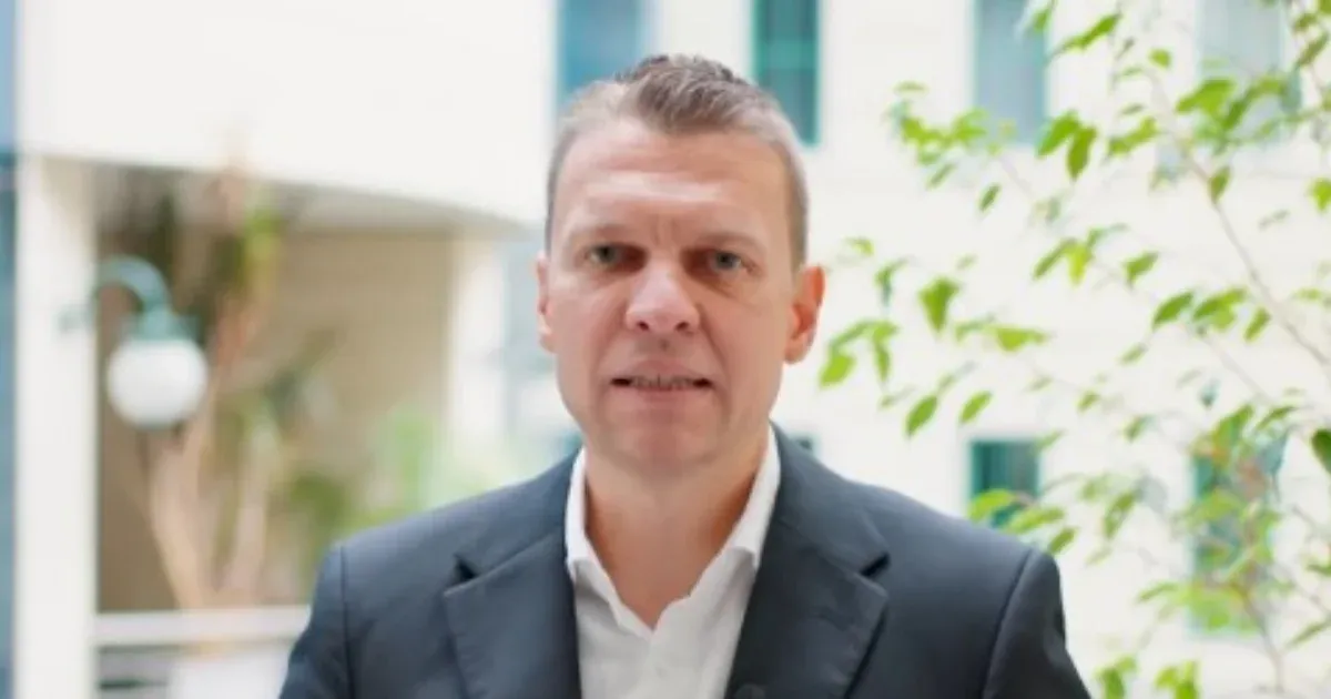 Menczer: Magyar Péter egy notórius hazudozó