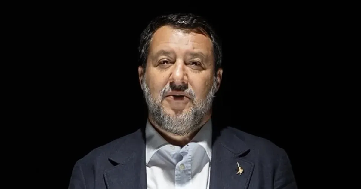 Hat év börtönt kért az ügyészség az emberrablással vádolt Matteo Salvinire