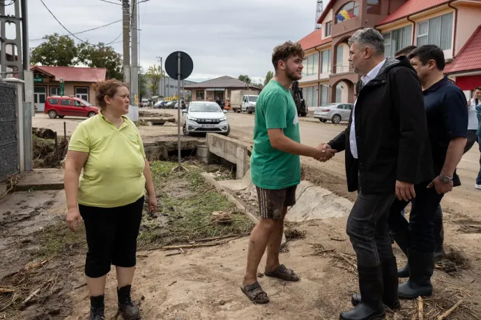 10 ezer lejes gyorssegélyt juttat a kormány az árvízkárosult háztartásoknak