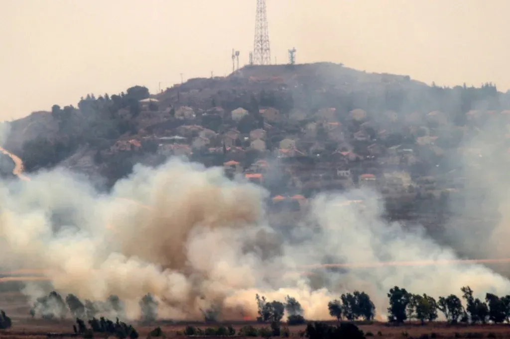 Felrobbanó személyhívók miatt sérült meg súlyosan több száz Hezbollah-harcos