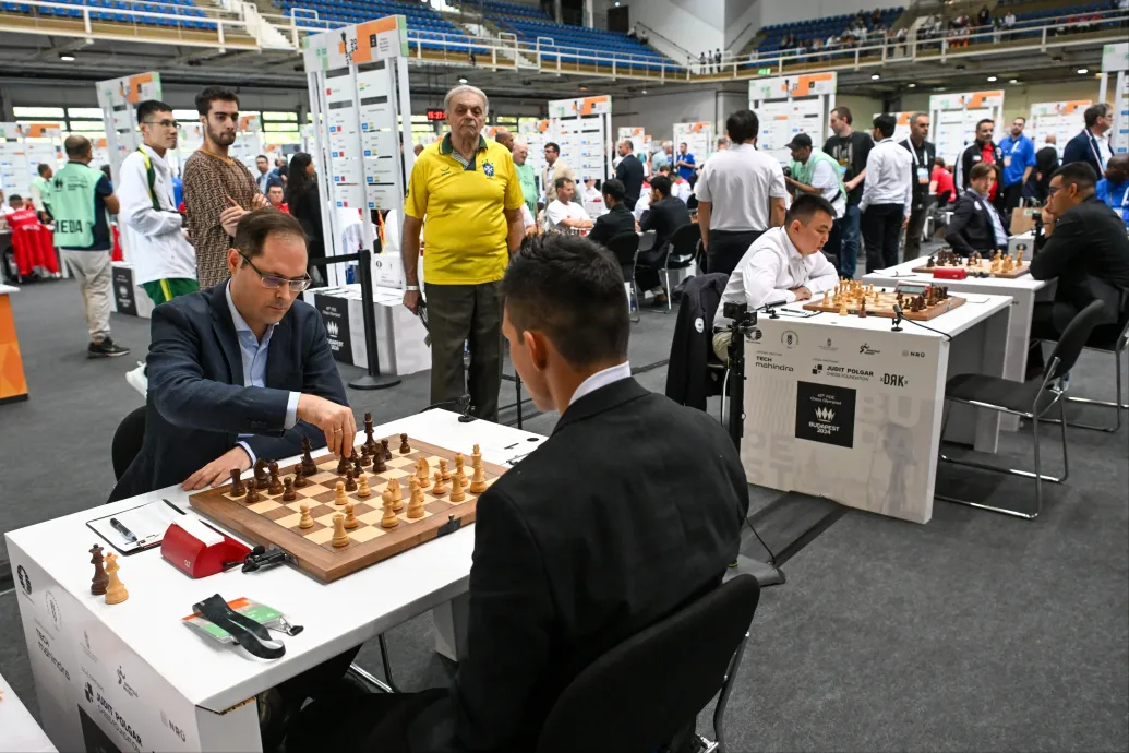 Lékó Péter 23 lépésben mattolta litván ellenfelét, ismét nyert a magyar csapat a budapesti sakkolimpián