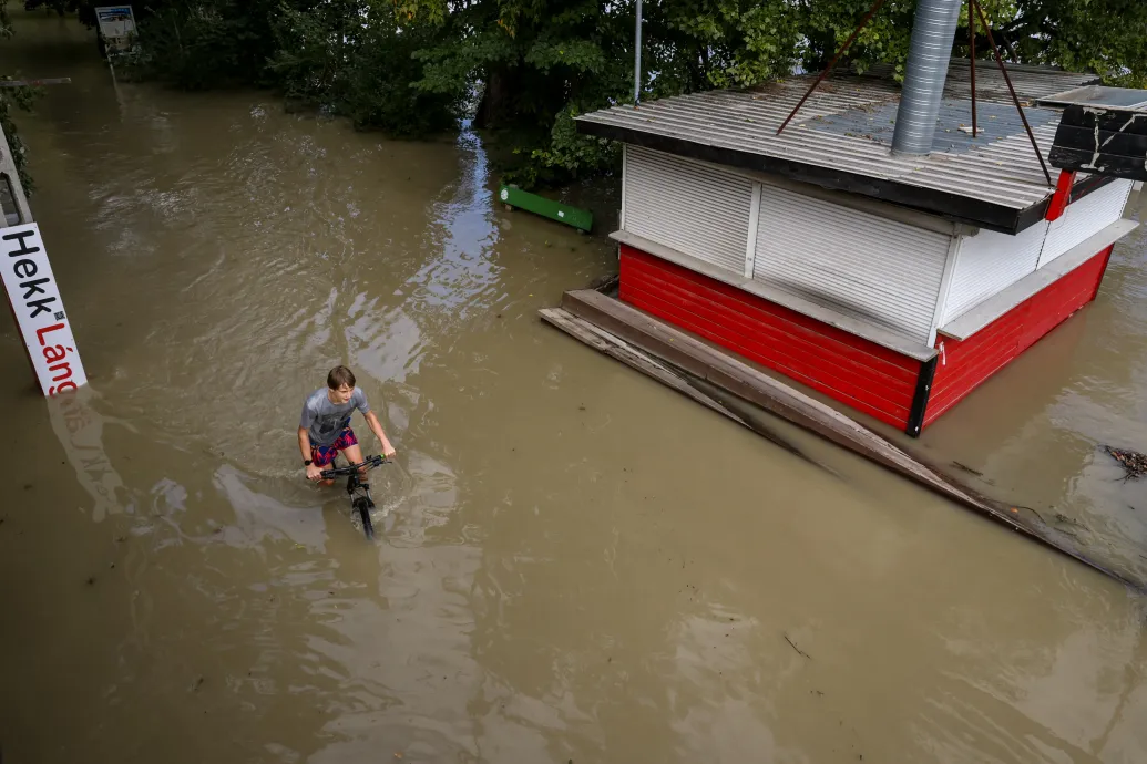 Karácsony: Mindenhol sikerült 9 méteres magasságig felkészítenünk Budapestet a tetőzésre