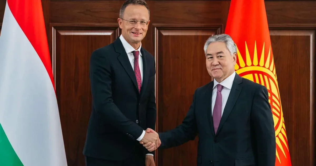 Szijjártó Péter: Brüsszel a veszélyt, míg Kirgizisztán a biztonság forrását jelenti