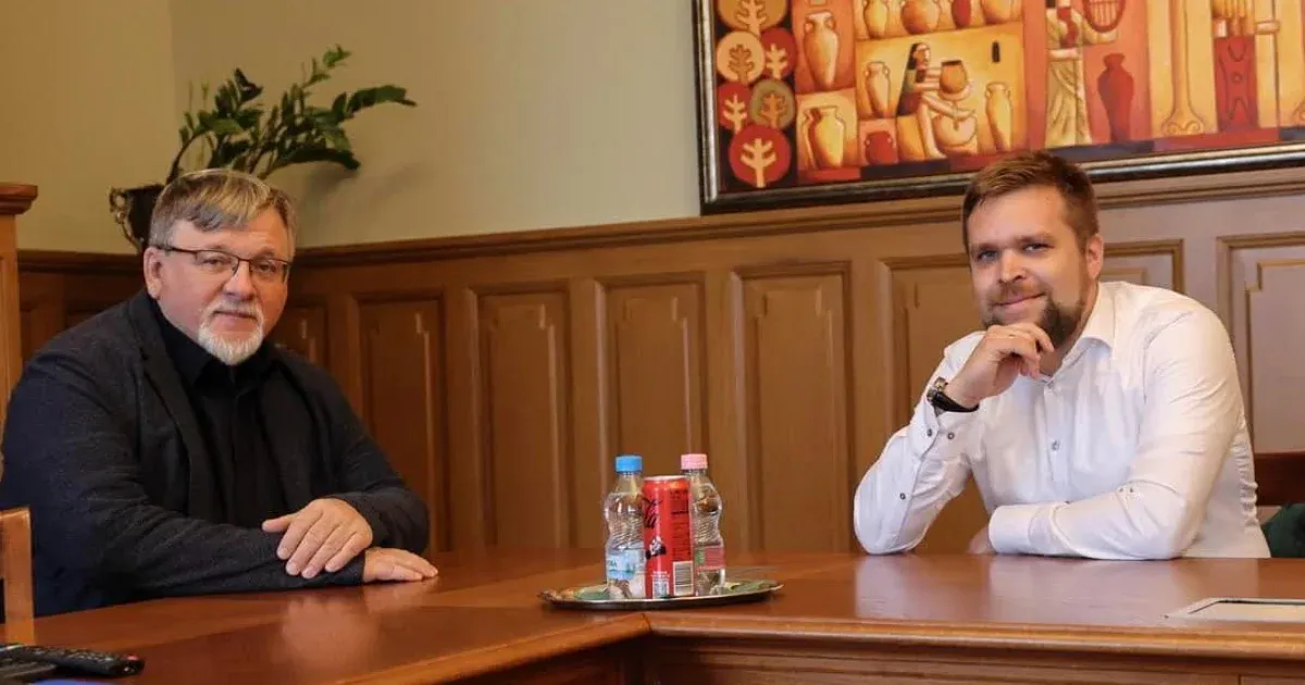 Tényleg szájkaratéba torkollott Győrben a polgármesterváltás