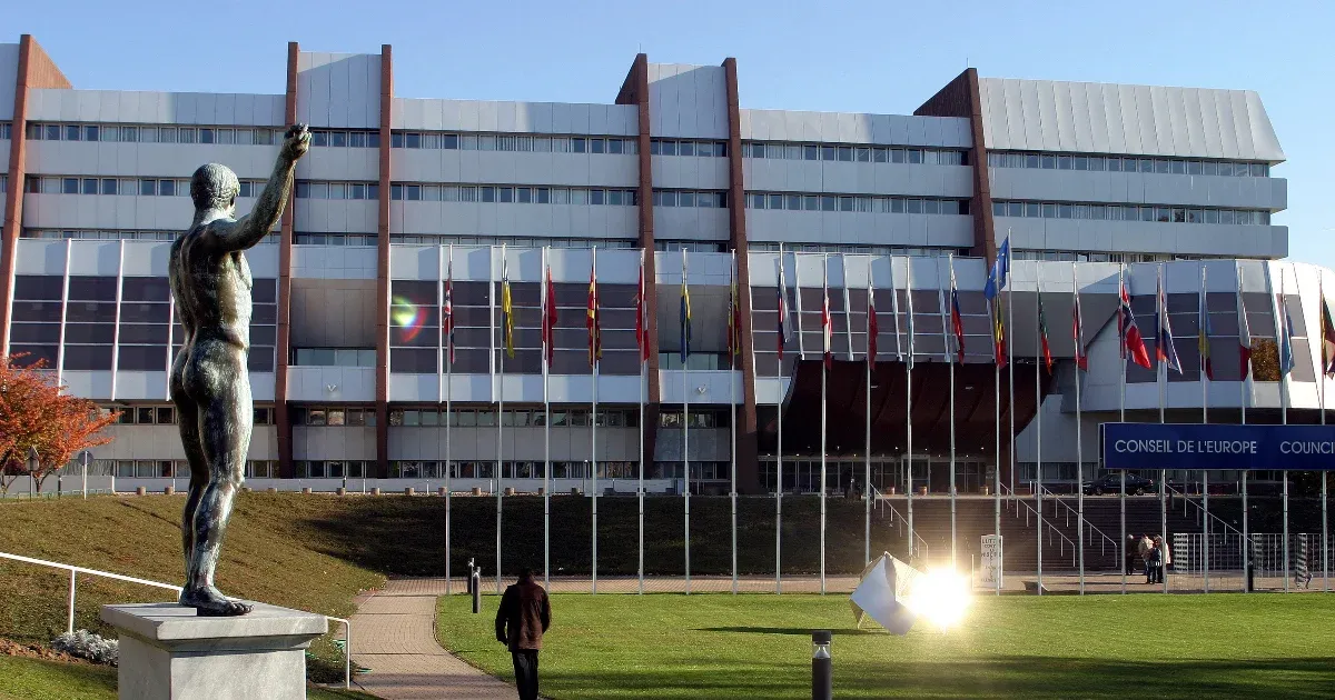 Az életfogytig tartó börtönbüntetés reformjára szólították fel Magyarországot