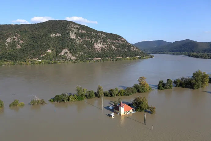 A Duna Menti Regionális Vízmű dömösi vízbázisának épülete – Fotó: Sztraka Ferenc