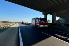 Egy külföldi autós megpróbált elgázolni egy magyar sofőrt Csornánál, miután az kiszállt a kocsijából