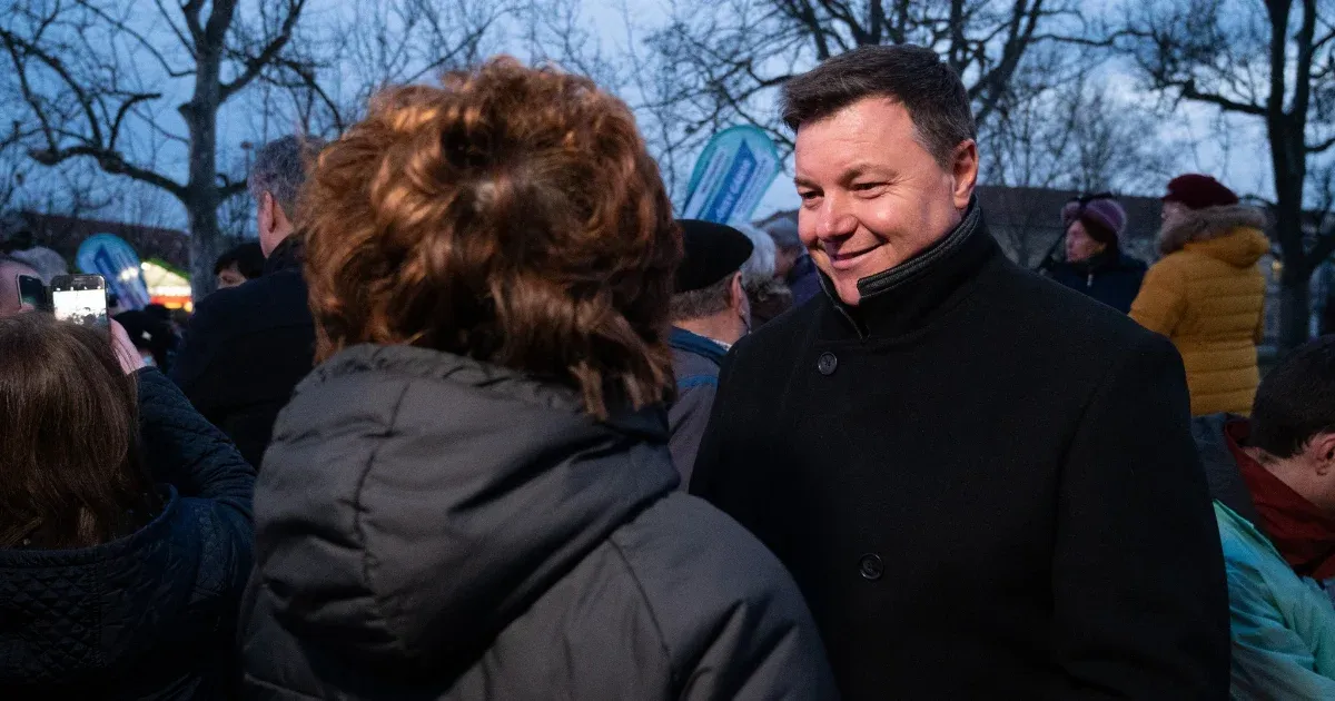 Mégsem zárták ki a DK-ból a párt egyik alapítóját, aki Gyurcsány Ferenc lemondását követelte