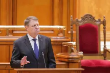 Az RMDSZ sem támogatja a Iohannis szenátori indulását lehetővé tevő tervezetet