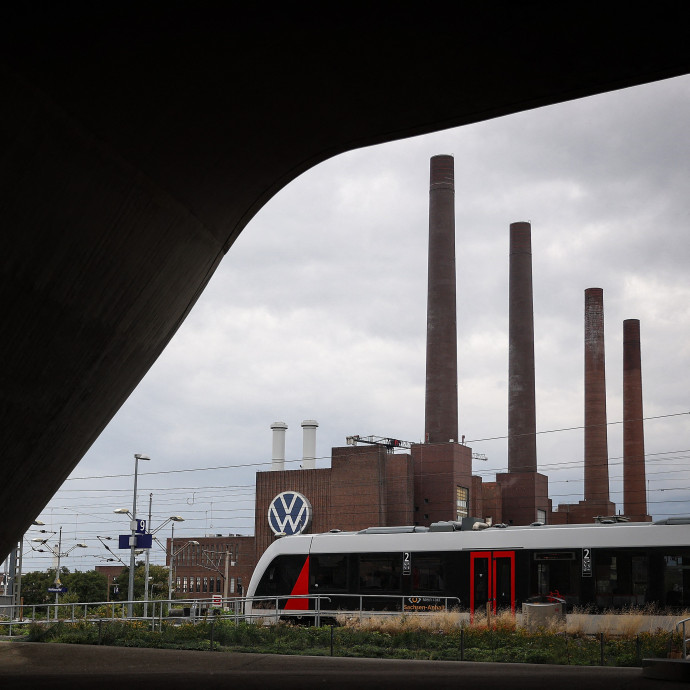 A német és az olasz kormány is halasztaná a belsőégésű motorok tiltását, az egyik legnagyobb gyártó szerint ez szürreális ötlet