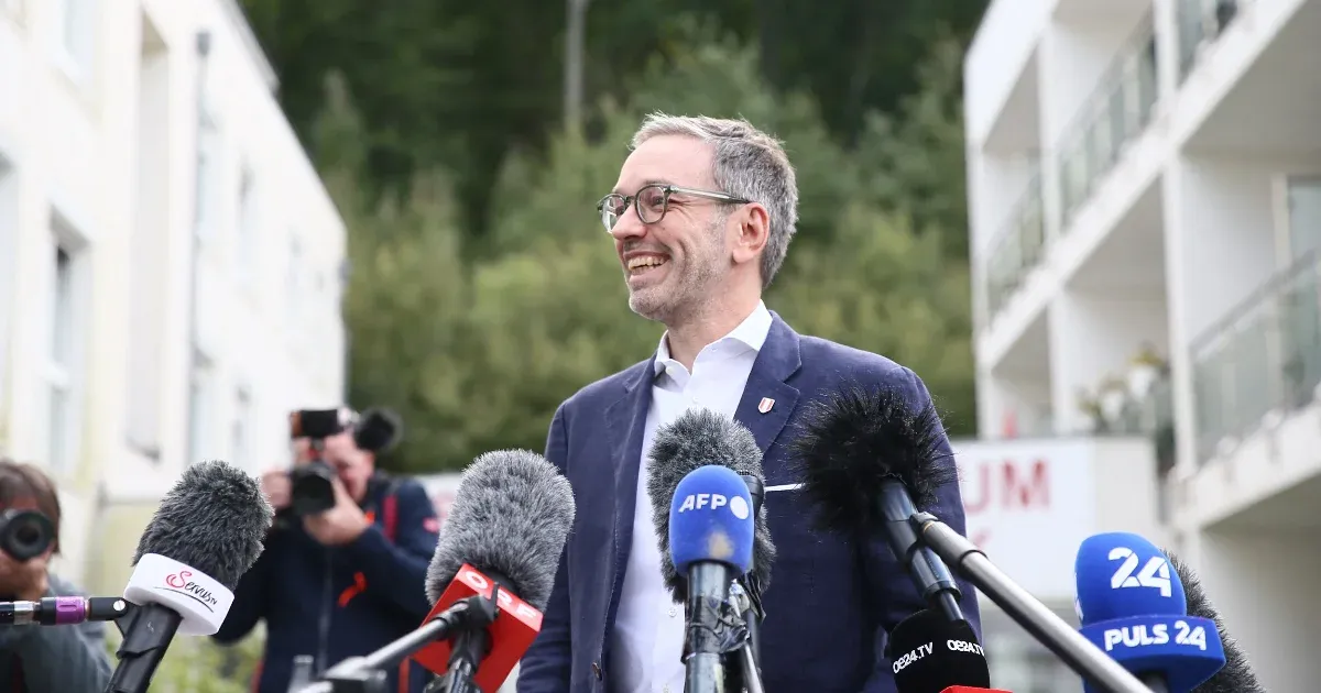 A szélsőjobboldali-populista Szabadságpárt nyerte az osztrák választásokat