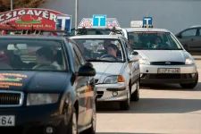 Mostanra biztossá vált, hogy mégsem lesz ősztől ingyenes a jogosítvány minden középiskolásnak