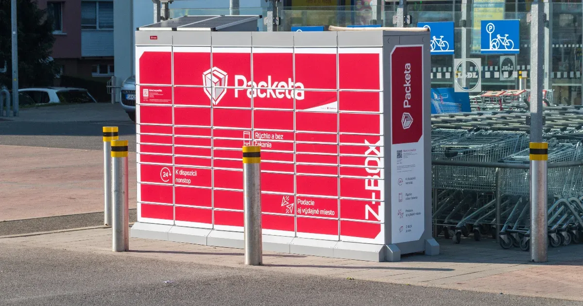 Foxpost lesz a Packetából Magyarországon
