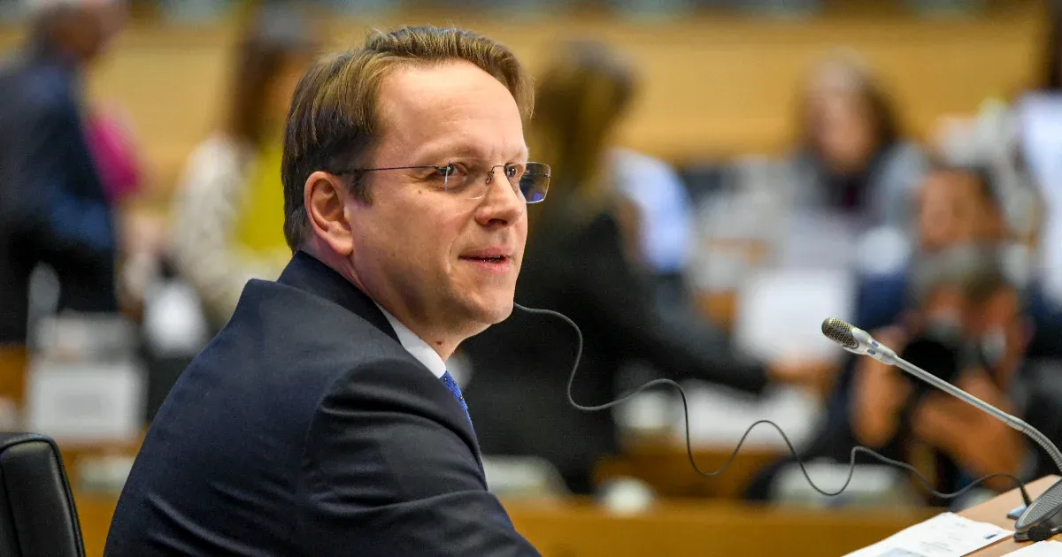 Magyar Péter is kérdezheti a magyar kormány EU-biztosjelöltjét