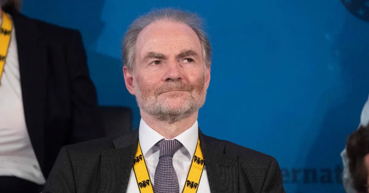Timothy Garton Ash: Orbán egy olyan poligám, aki mindig más ágyban alszik, de az EU-val házasságban marad