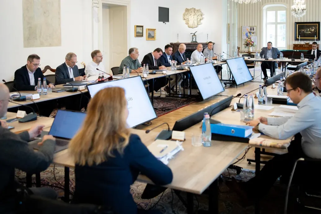 Kormányinfó a geszti Tisza-kastélyban