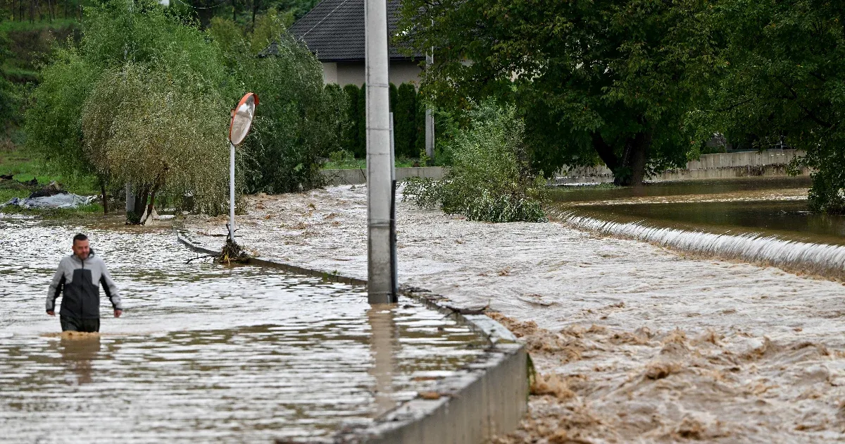 Már 14 halálos áldozatuk van a Boszniában pusztító áradásoknak és földcsuszamlásoknak