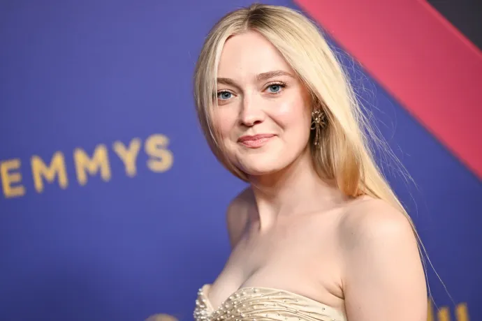 Dakota Fanning szerint nagyon illetlenül viselkedtek vele az újságírók, amikor még gyerekszínész volt