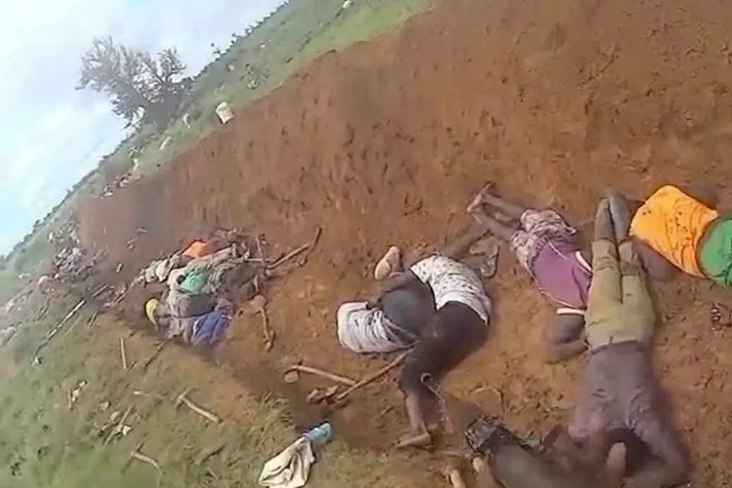 Egy francia jelentés szerint 600 embert ölhettek meg egyetlen támadásban a dzsihadisták egy Burkina Faso-i városban