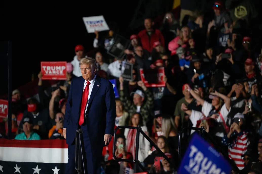 Trump a butleri merénylet helyszínén tartott nagygyűlést