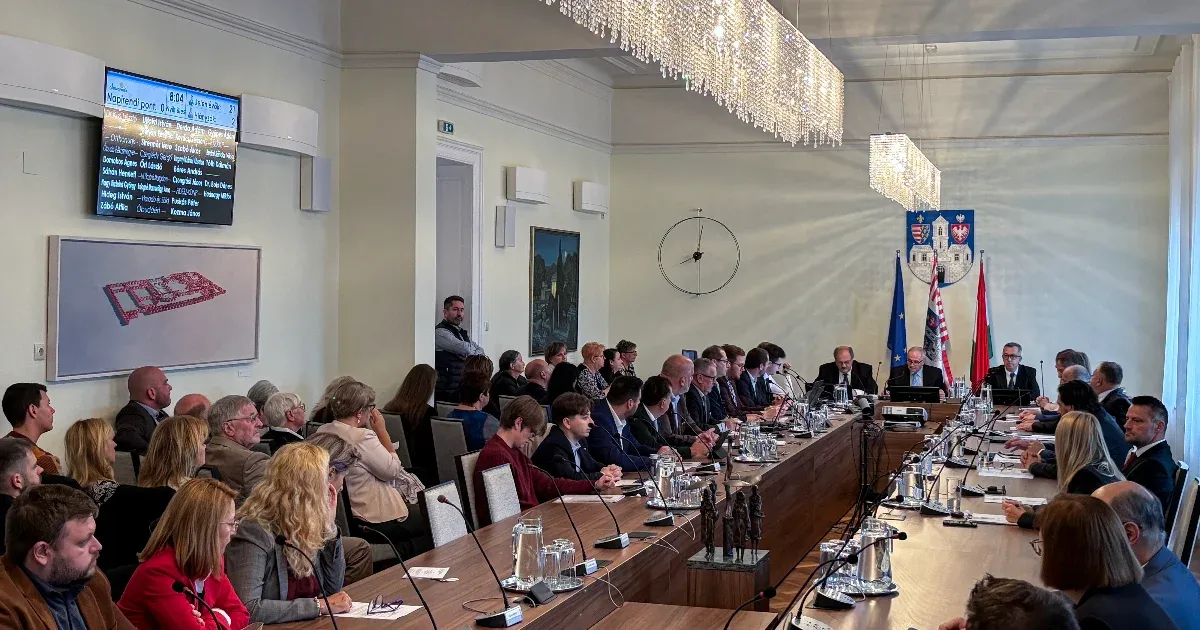 Szólt „a börtön ablakában” – a polgármester fogdából letett esküjével alakult meg az óbudai képviselő-testület