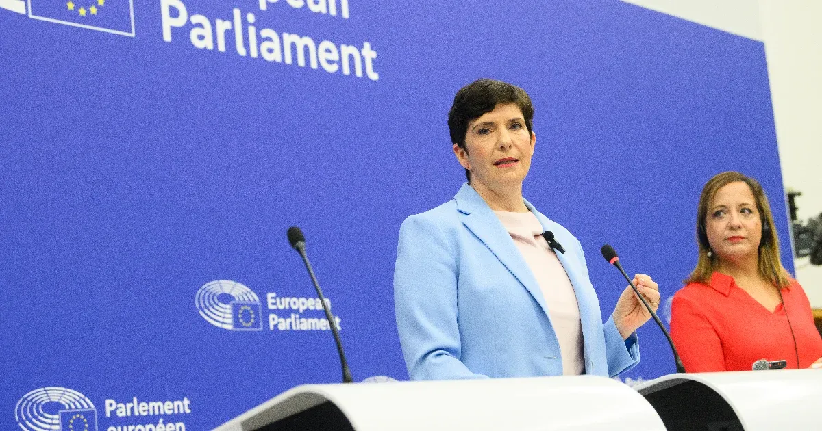 Dobrev: A magyar uniós elnökség egy vicc lenne, ha nem a mi bőrünkre menne a játék