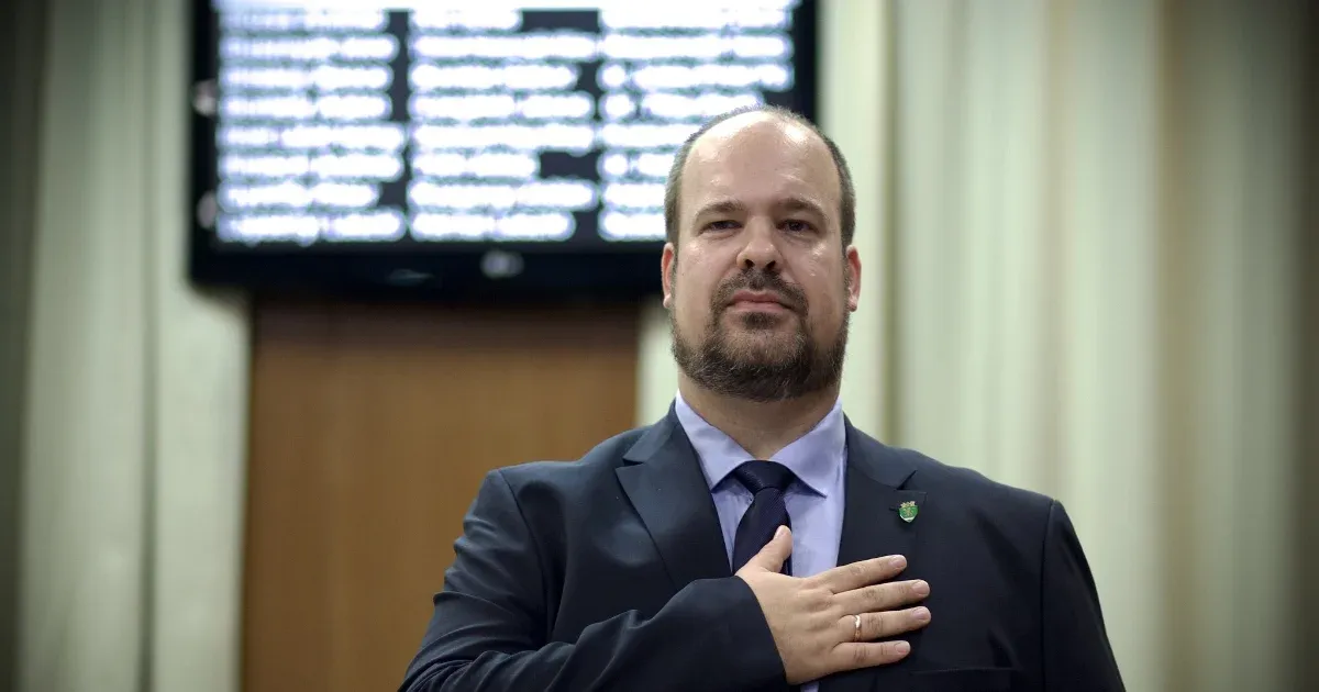 Kiürült a kassza a zuglói városgazdálkodási cégben, az új polgármester az MSZP-s Tóth Csabát sejti a háttérben