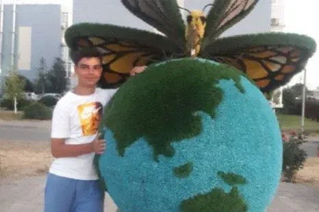 Megverték a börtönben a Putyin-ellenes szórólapokat osztogató tinédzsert