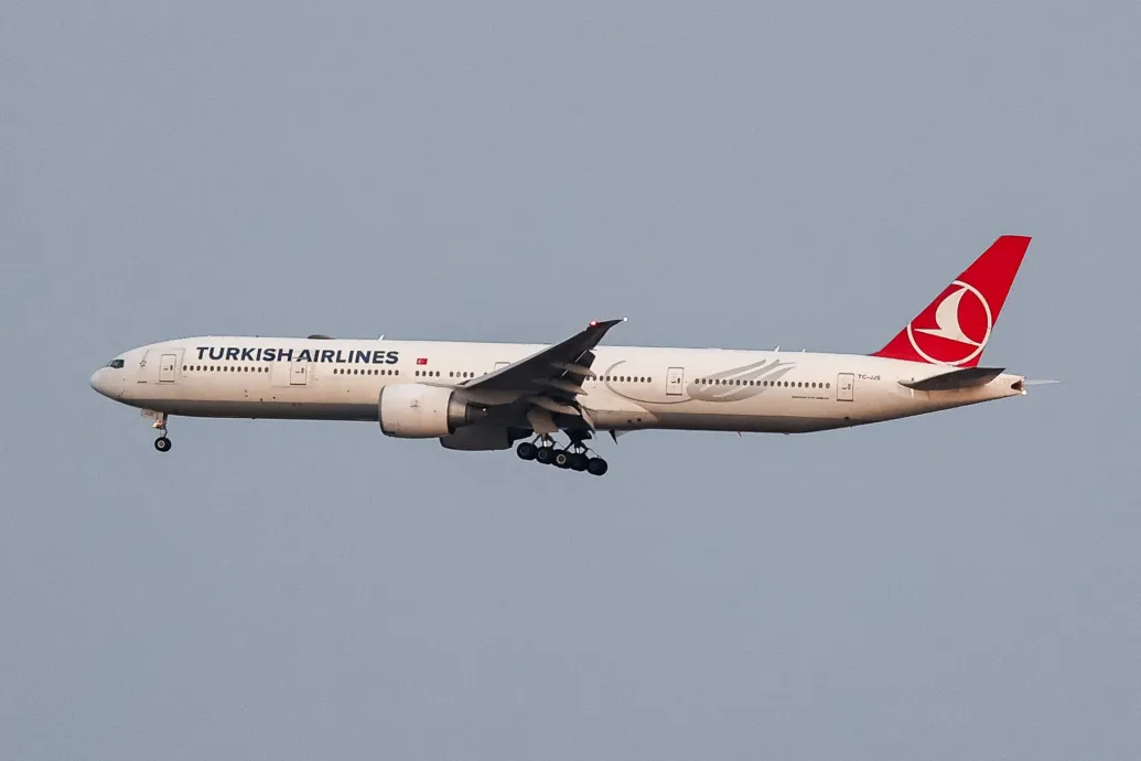 Repülés közben halt meg a Turkish Airlines pilótája