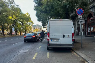 Rendeznék a budapesti rakodási káoszt: behajtási díj a furgonokra, kamerák, foglalható áruszállító helyek