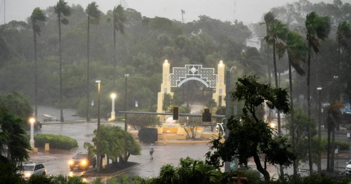 200 kilométeres széllel érkezik Floridába a Milton hurrikán