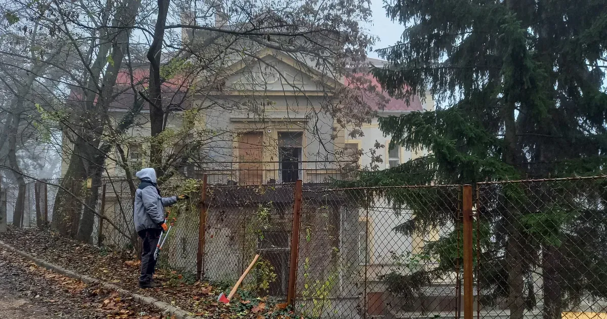 Kovács Gergely leállíttatta a Tündérhegyi Pszichiátria épületének bontási munkálatait