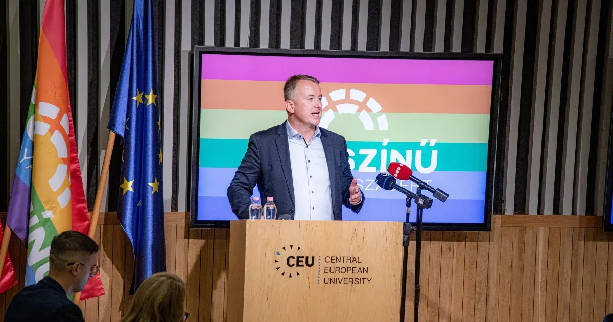 A DK-s Sebián-Petrovszki László váltja Bedő Dávidot a melegeket képviselő parlamenti csoport élén
