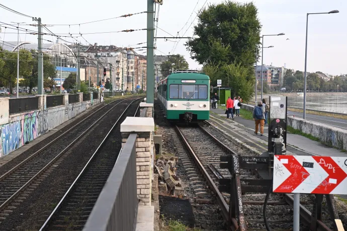 Népszava: A MÁV-HÉV Zrt.-nél nagy erőkkel keresik a megoldást a kieső HÉV-járművek pótlására