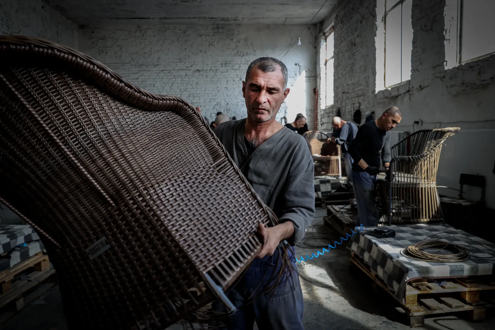 The workshop in the POW-camp – Photo: István Huszti / Telex