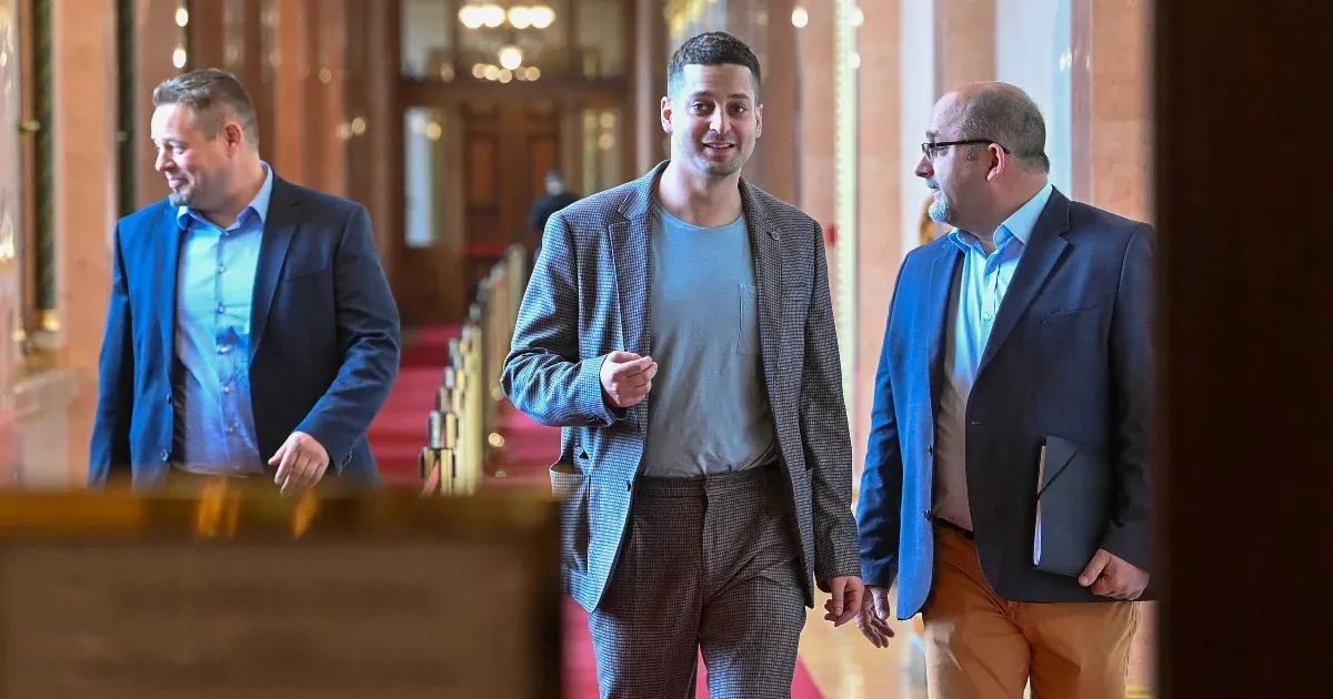 Frakció, pénz és szövetségesek nélkül – a Vitézy-projekt után magára maradt a túlélésért küzdő LMP