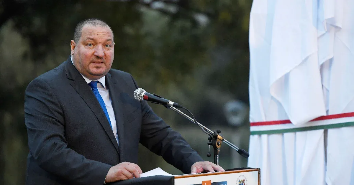 Németh Szilárd szerint volt párttársa hatalmával visszaélő árulóként tüntette fel, ezért feljelentette